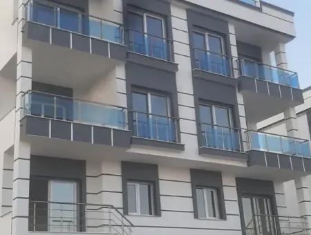 Seferihisar Doğanbey'de Deniz Manzaralı Sıfır 5+1 Villa