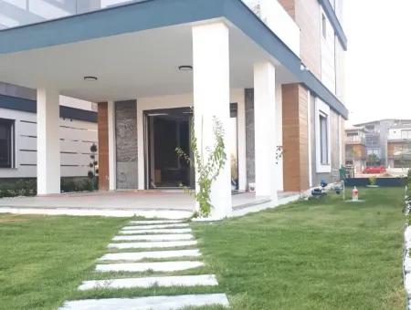 İzmir Seferihisar Payamlı'da Deniz'e 100 Metre, Müstakil Yazlık Villa